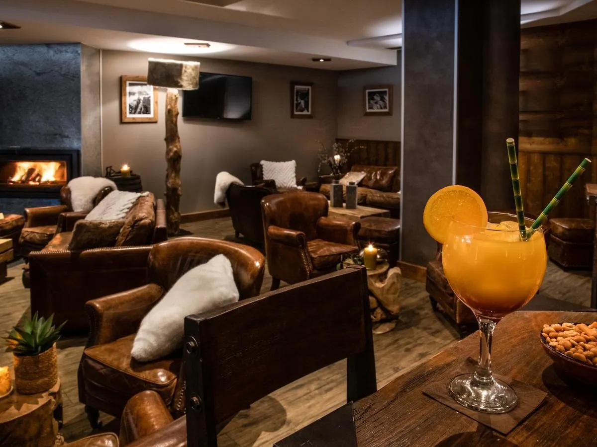 Hotel Ski Lodge - Village Montana Val-dʼIsère