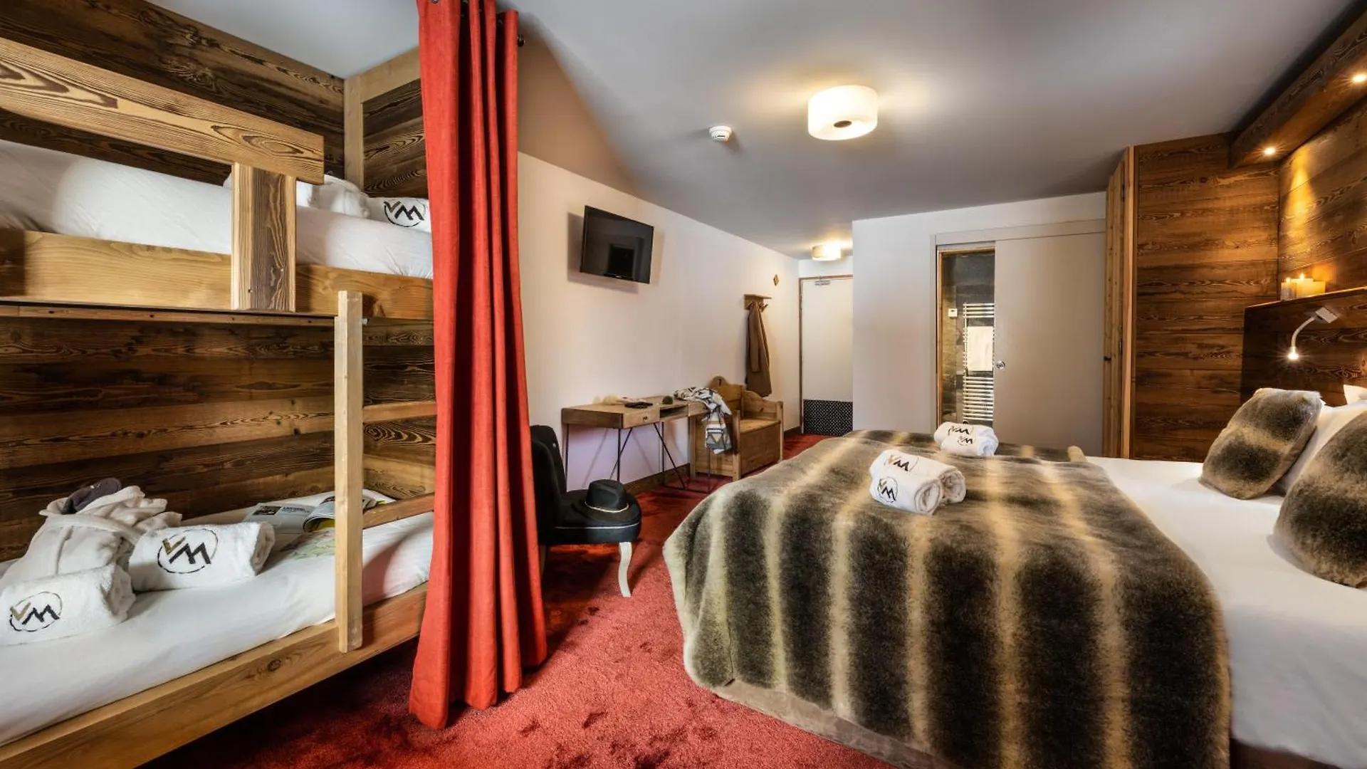 Hotel Ski Lodge - Village Montana Val-d'Isere