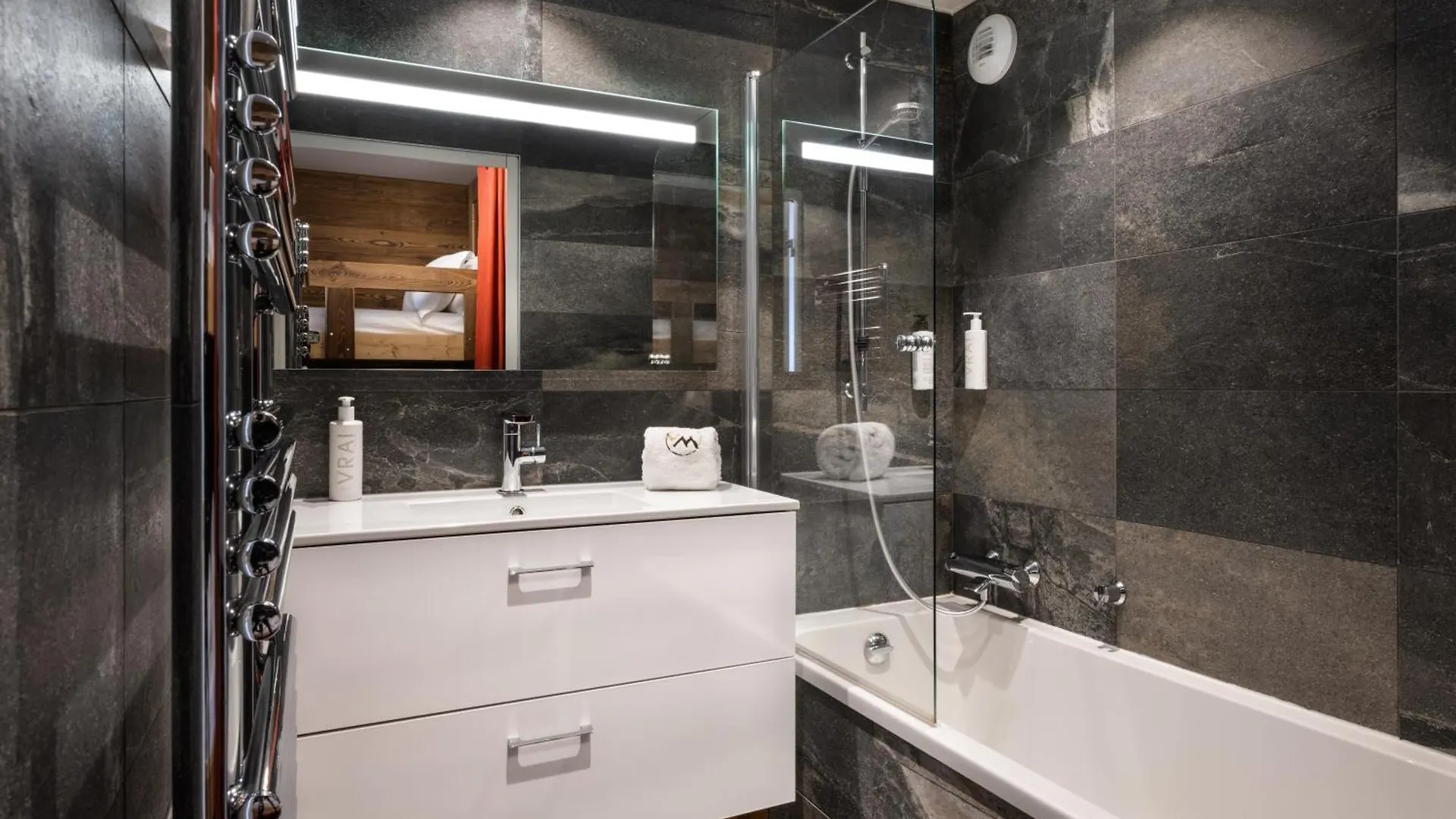 Hotel Ski Lodge - Village Montana Val-d'Isere